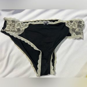 Victoria’s Secret NWOT Hiphugger size XL $35 OBO